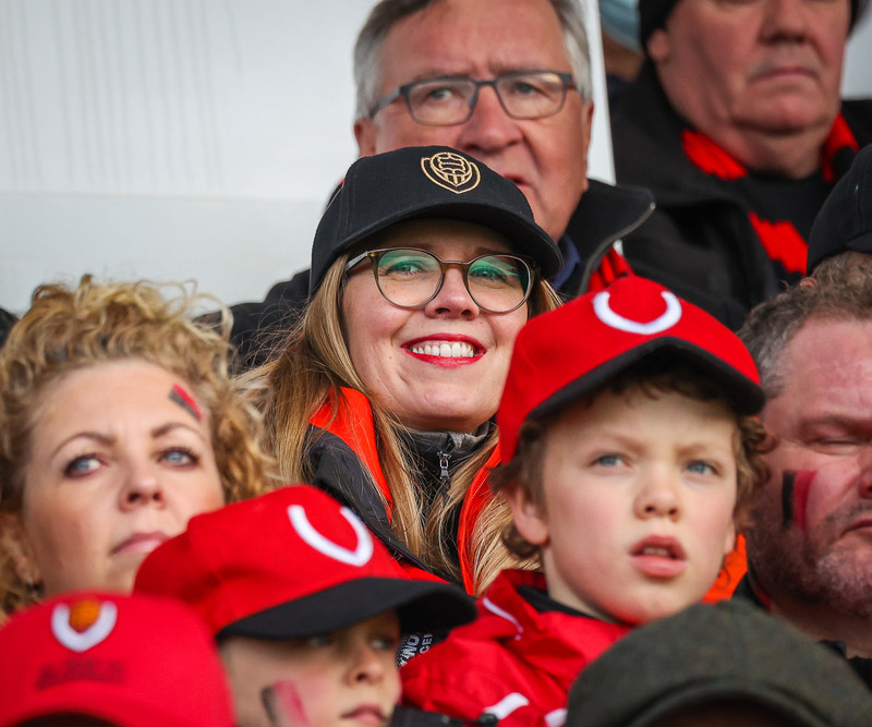 Myndaveisla: Stuð í stúkunni þegar Víkingur varð Íslandsmeistari