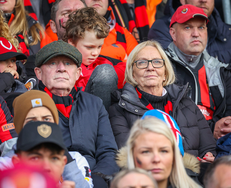 Myndaveisla: Stuð í stúkunni þegar Víkingur varð Íslandsmeistari