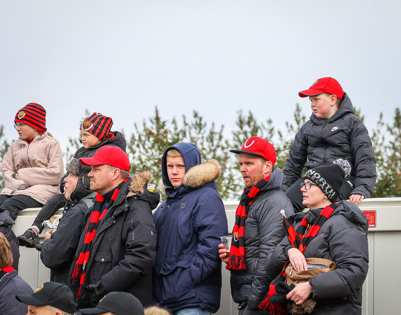 Myndaveisla: Stuð í stúkunni þegar Víkingur varð Íslandsmeistari