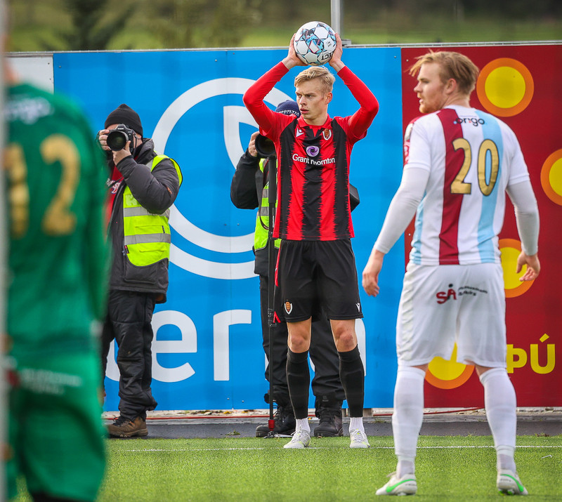 Myndaveisla: Stuð í stúkunni þegar Víkingur varð Íslandsmeistari