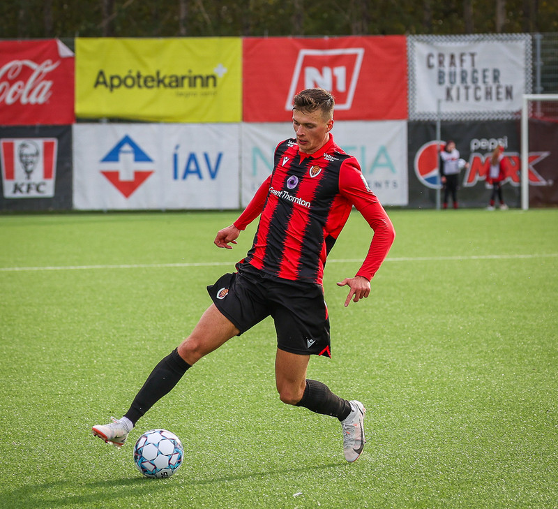 Myndaveisla: Stuð í stúkunni þegar Víkingur varð Íslandsmeistari