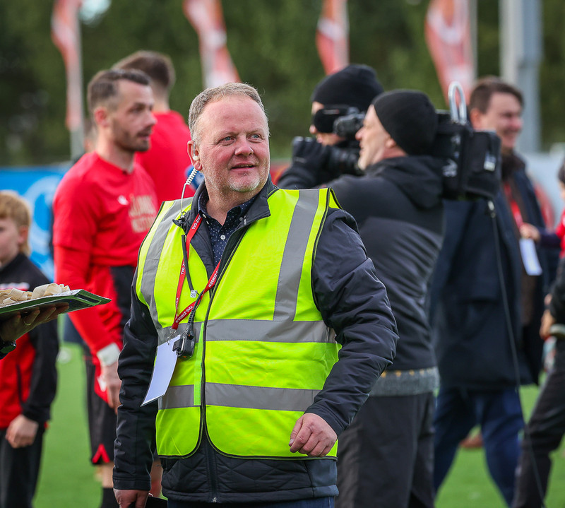 Myndaveisla: Stuð í stúkunni þegar Víkingur varð Íslandsmeistari