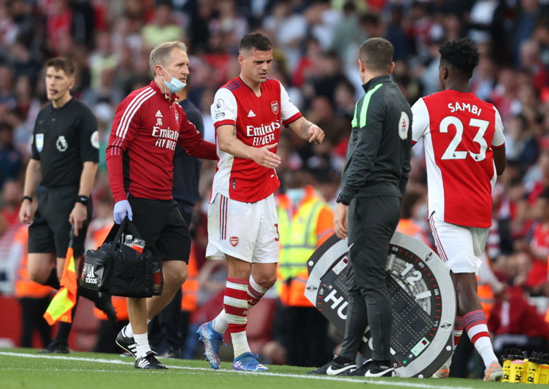 Granit Xhaka fer af velli
