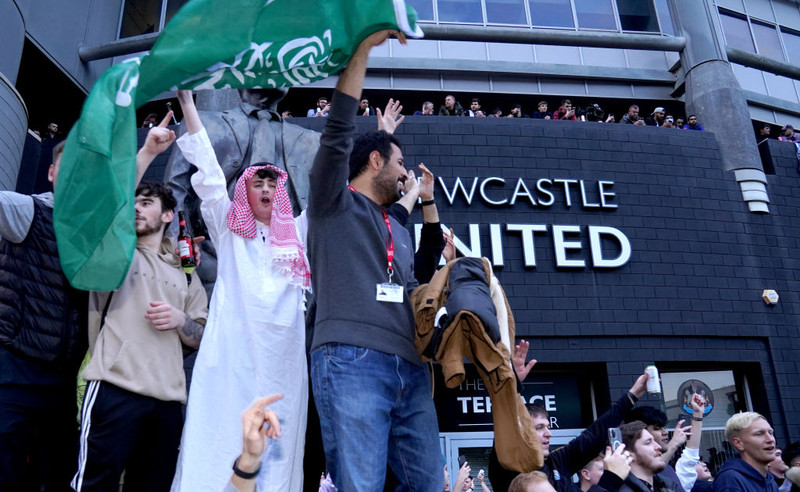 Glataður þjóðarleikvangur og yfirtaka Sádi-Arabíu á Newcastle