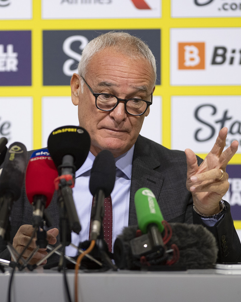 Ranieri: Getum farið í kvöldmat þegar við höldum hreinu