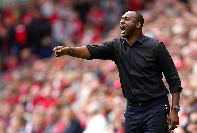 Óvíst hvort Vieira verði á hliðarlínunni gegn United
