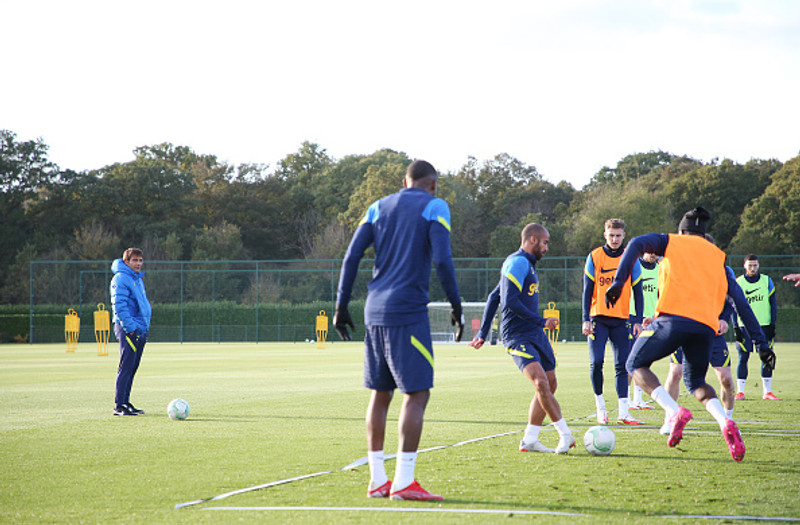 Frá æfingu hjá Tottenham.
