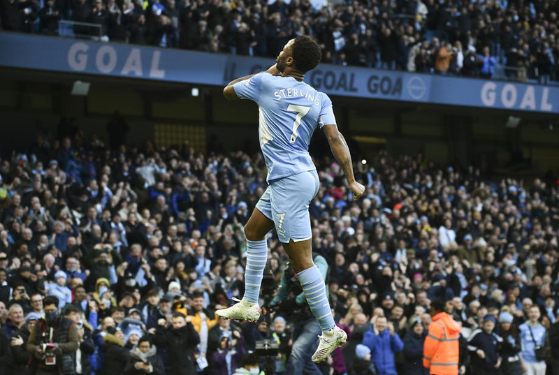 <b>Miðjumaður: Raheem Sterling (Manchester City)</b> - Er heldur betur kominn í gang með City á nýjan leik og kom liðinu á bragðið gegn Watford. Var ógnandi allan leikinn.