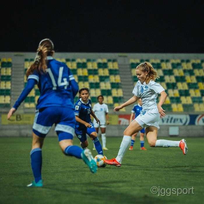 Amanda Andradóttir kom inn á í hálfleik.