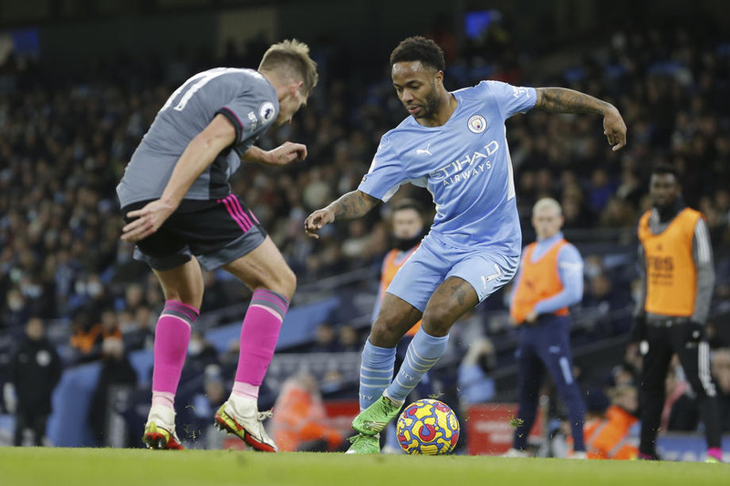 <b>Sóknarmaður: Raheem Sterling (Manchester City)</b> - Skoraði hina fullkomnu þrennu, hægri, vinstri, skalli.