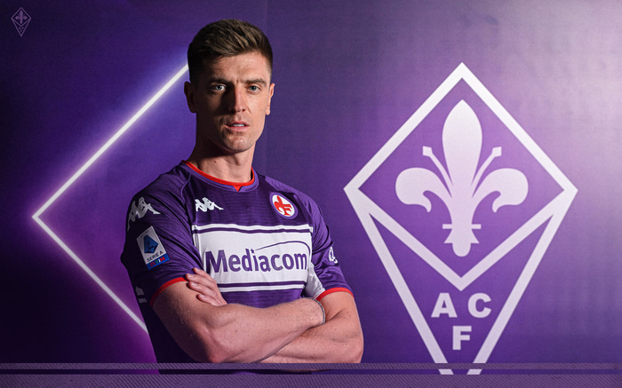 Krzysztof Piatek spilar með Fiorentina út þessa leiktíð