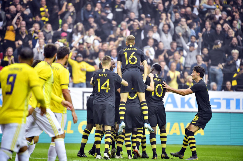 Pálmar mun starfa fyrir AIK sem er í sænsku úrvalsdeildinni.