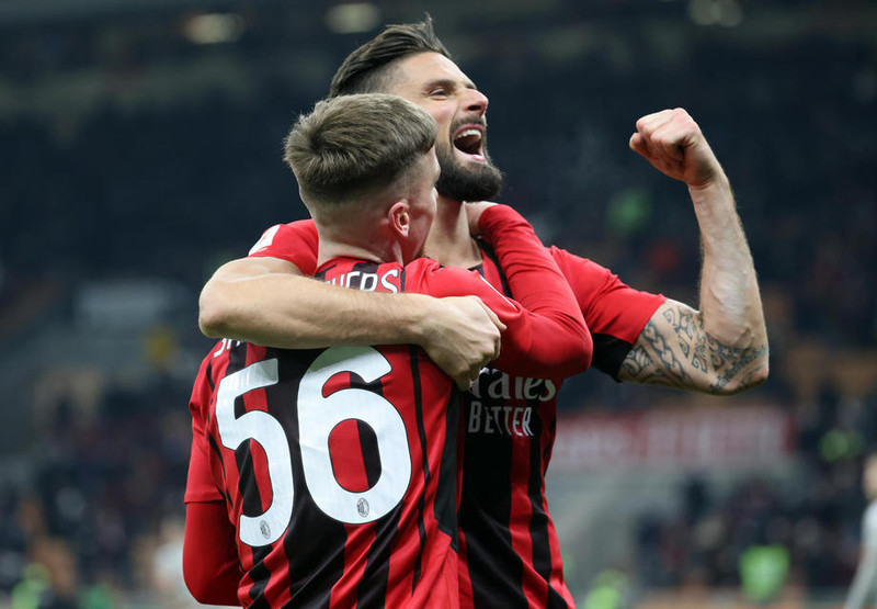 Sjáðu mörkin: Stórkostleg mörk hjá Giroud gegn Köln
