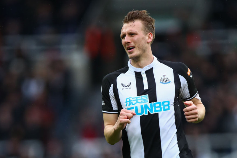 <b>Varnarmaður: Dan Burn (Newcastle)</b> - Átti frábæra frumraun í vörn Newcastle.