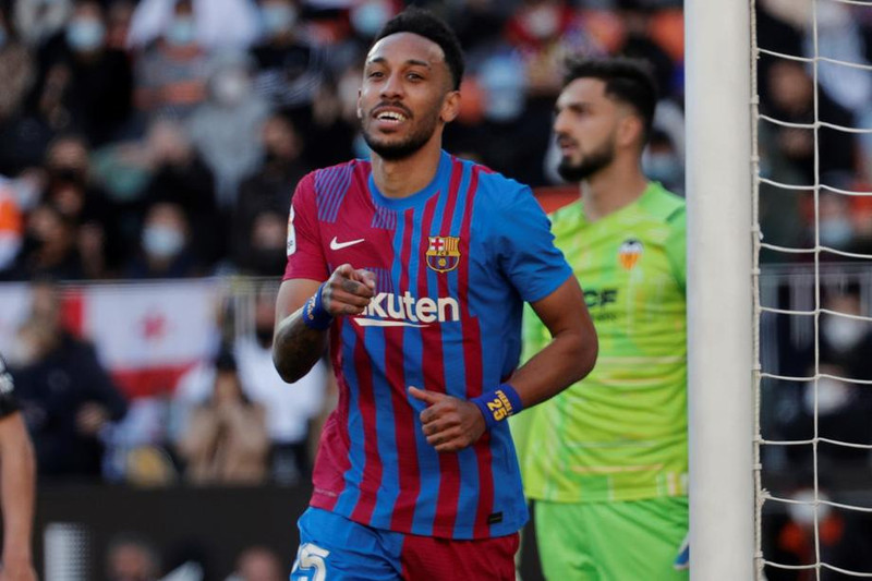 Pierre-Emerick Aubameyang er á leið aftur í ensku úrvalsdeildina