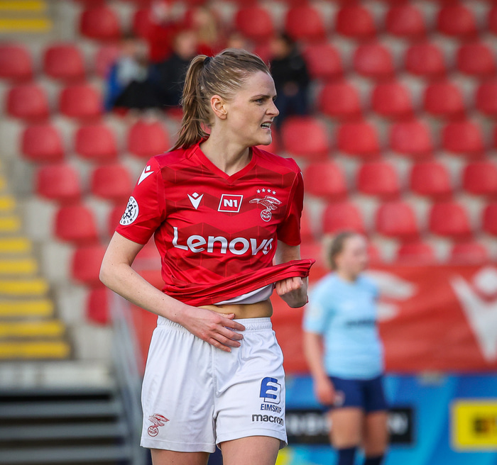 Mist Edvardsdóttir, varnarmaður Vals.