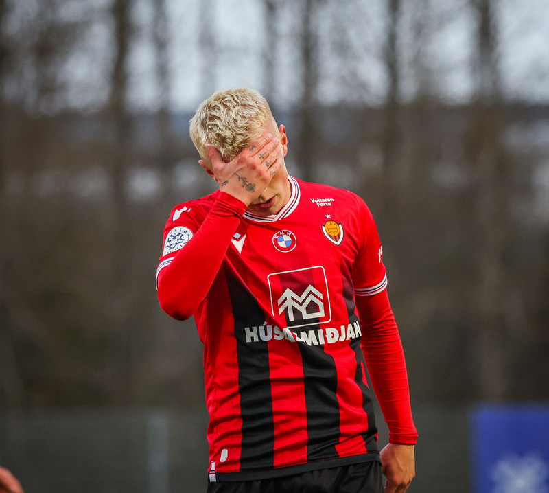 Kristall Máni er fokinn af velli