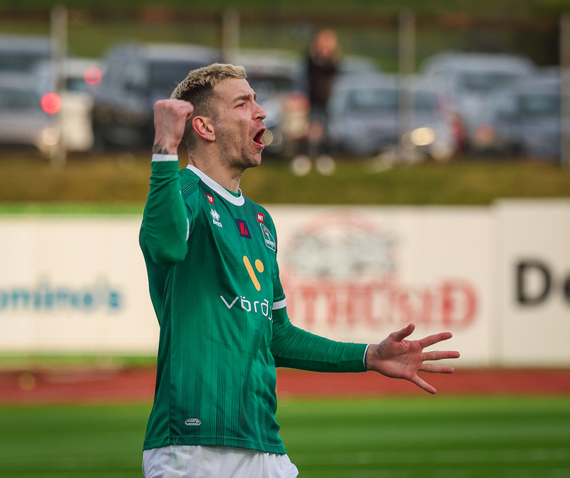 Damir: Var bara að spyrja Aron af hverju hann væri að þessu