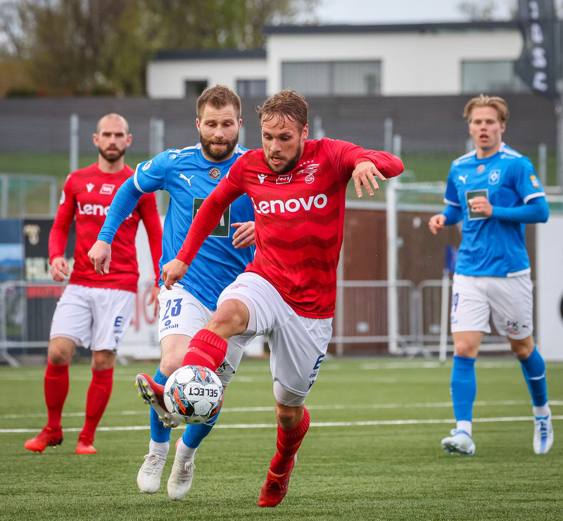 Ísland um helgina - Meistararnir fara á Hlíðarenda
