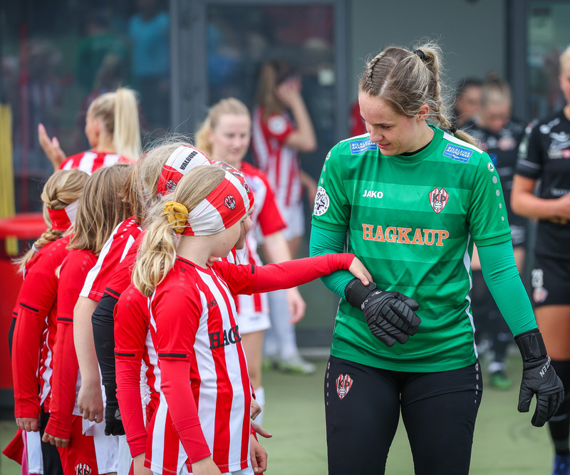 Myndaveisla: Þróttur vann Þór/KA stórt