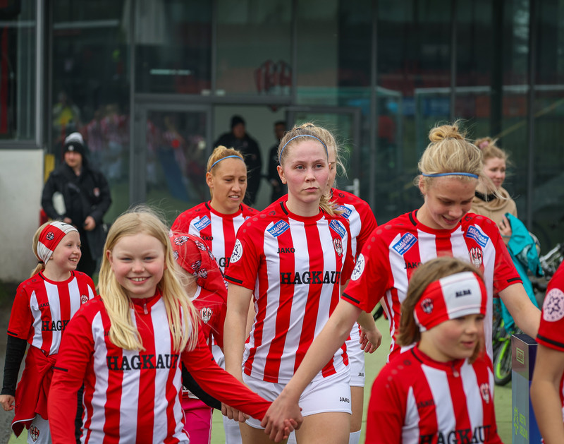 Myndaveisla: Þróttur vann Þór/KA stórt
