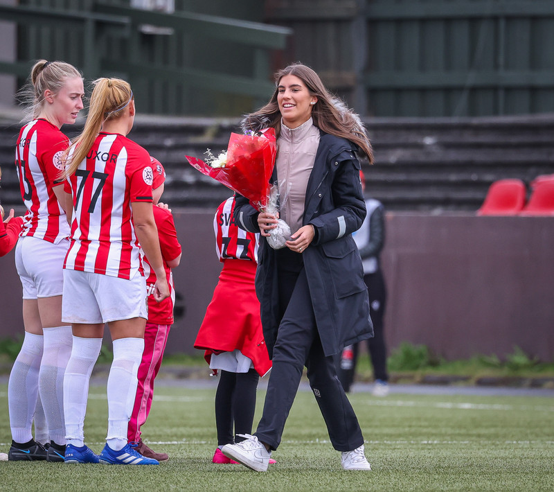 Myndaveisla: Þróttur vann Þór/KA stórt