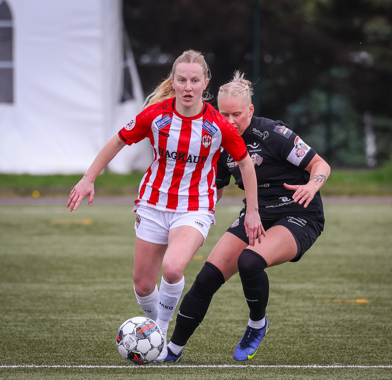 Myndaveisla: Þróttur vann Þór/KA stórt
