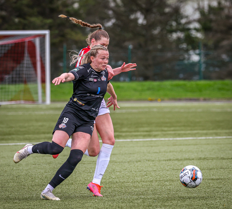 Myndaveisla: Þróttur vann Þór/KA stórt