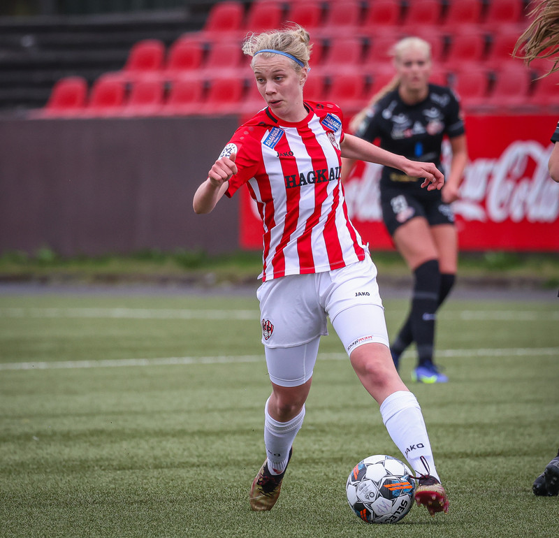 Myndaveisla: Þróttur vann Þór/KA stórt