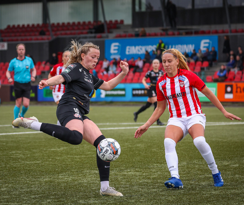 Myndaveisla: Þróttur vann Þór/KA stórt