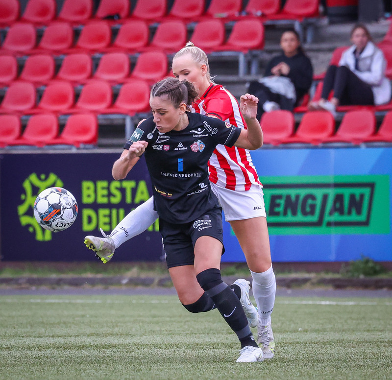 Myndaveisla: Þróttur vann Þór/KA stórt
