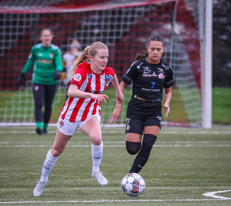 Myndaveisla: Þróttur vann Þór/KA stórt