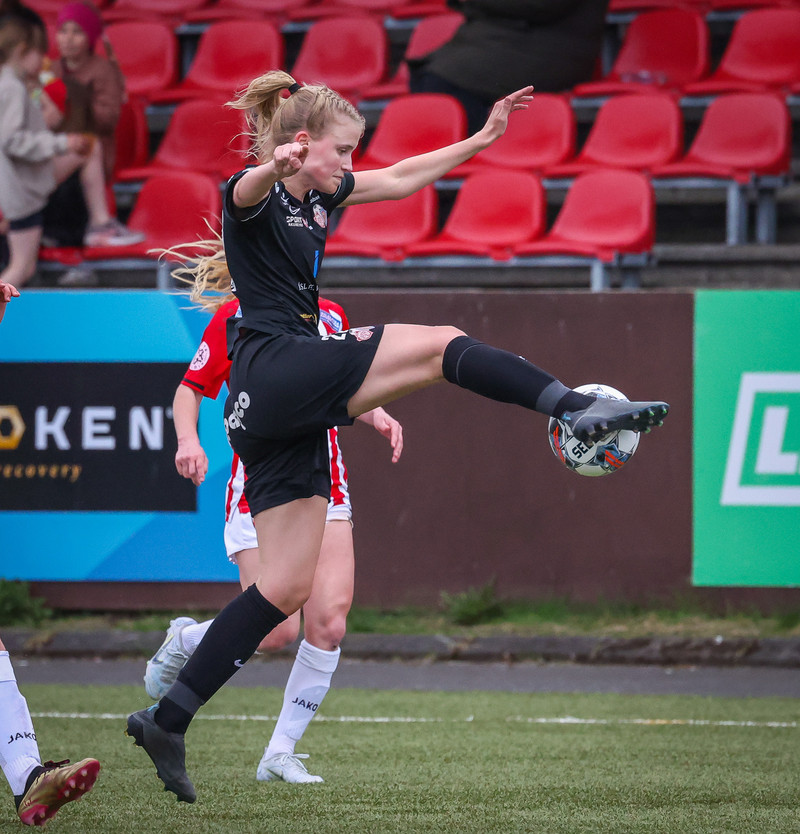 Myndaveisla: Þróttur vann Þór/KA stórt