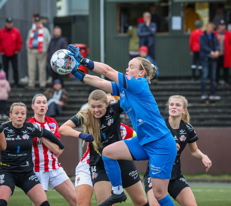 Myndaveisla: Þróttur vann Þór/KA stórt