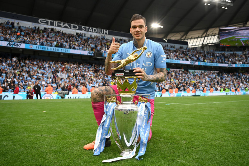 Man City vann í fimm aldursflokkum og varði þrjá titla