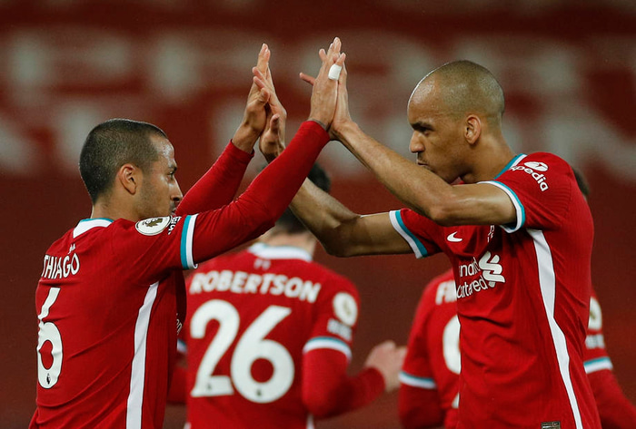 Thiago og Fabinho áttu ekki góðan leik gegn Fulham. Thiago meiddist í leiknum.