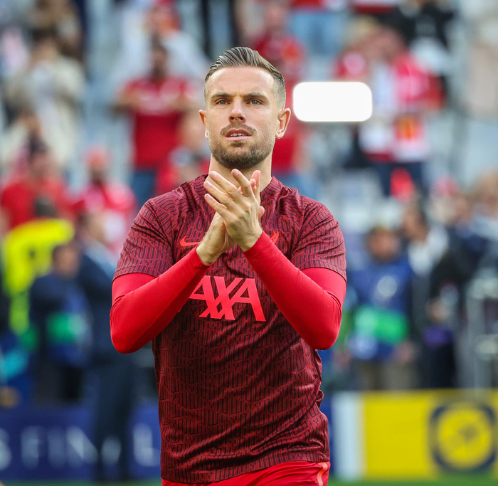 Jordan Henderson er mættur til Brentford.