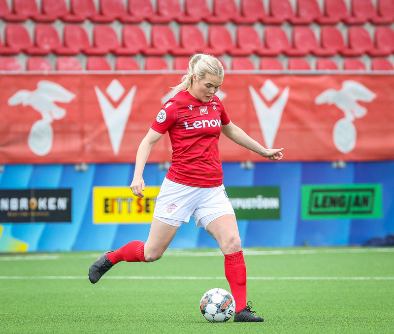 Óskar telur að Arna Sif muni skora tvisvar.