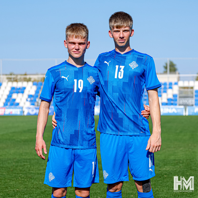 KR-ingarnir Jói Bjarna og Birgir Steinn með U19 árið 2022.