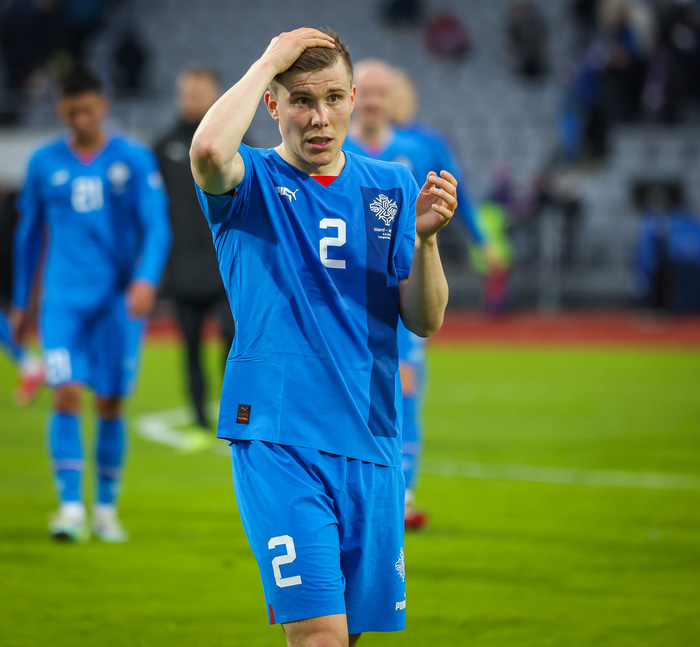 Það er ekkert grín að gíra sig upp í leik á fjögurra daga fresti og reyna æfa þess á milli