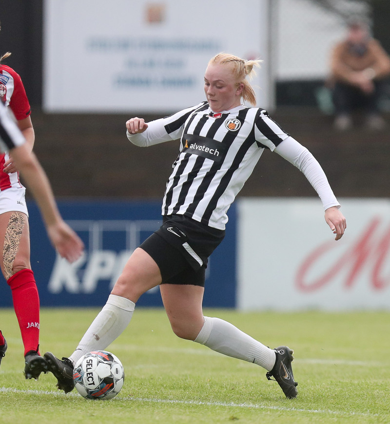Myndaveisla: Þróttur kom til baka og vann KR