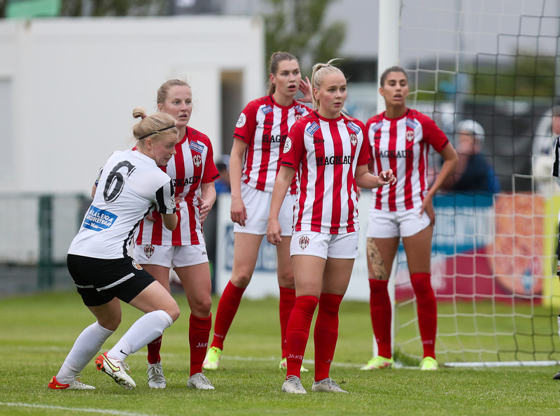 Myndaveisla: Þróttur kom til baka og vann KR