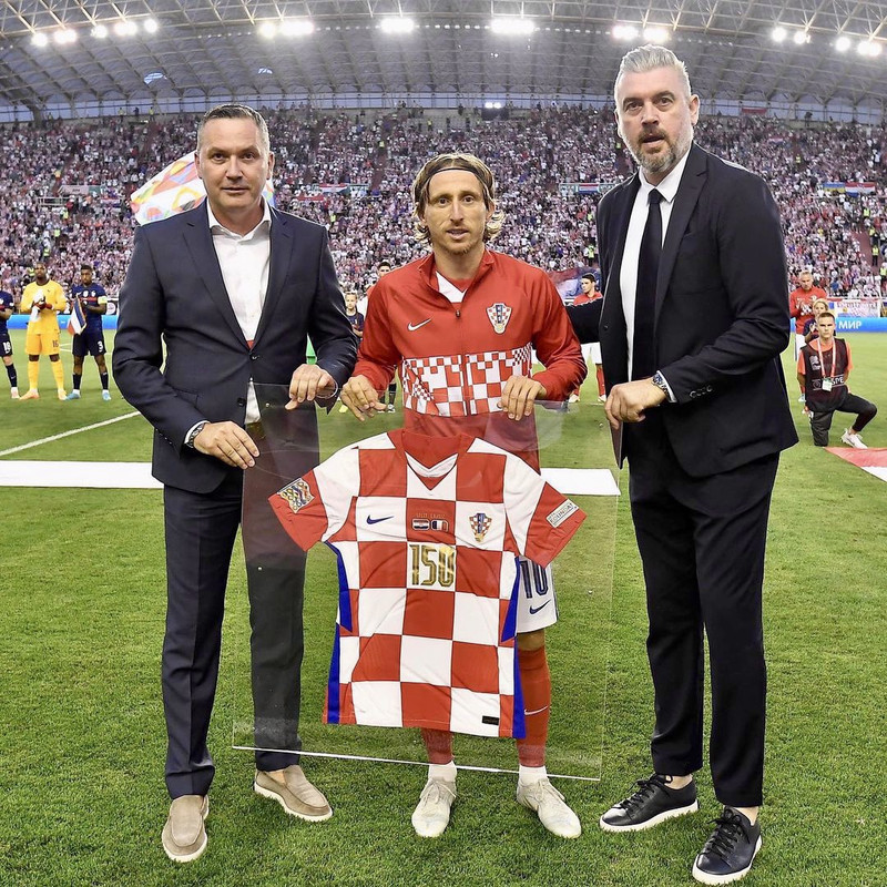 Einungis Modric og sjö aðrir - Búinn að framlengja við Real Madrid
