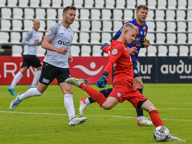Myndaveisla 1: FH og Leiknir gerðu jafntefli