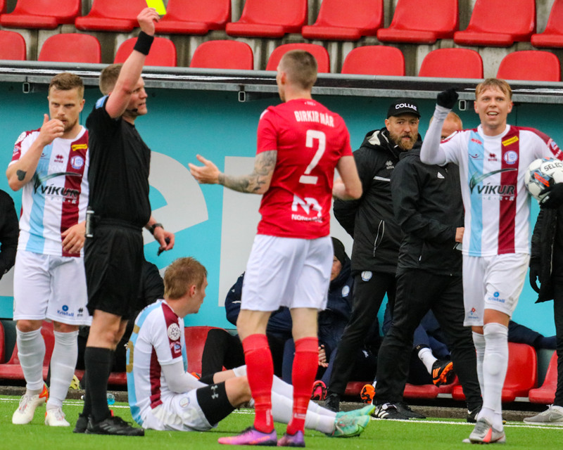 Myndaveisla: Valur vann Leikni í Bestu-deildinni