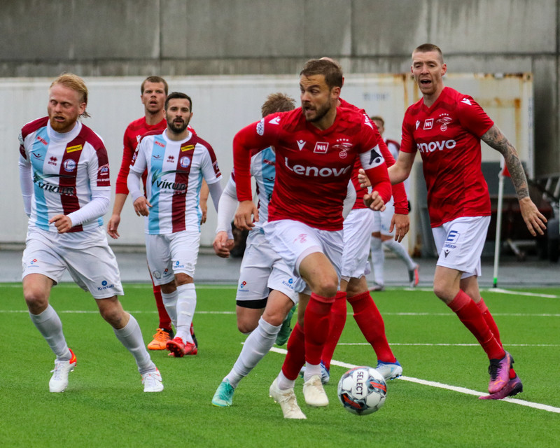 Myndaveisla: Valur vann Leikni í Bestu-deildinni