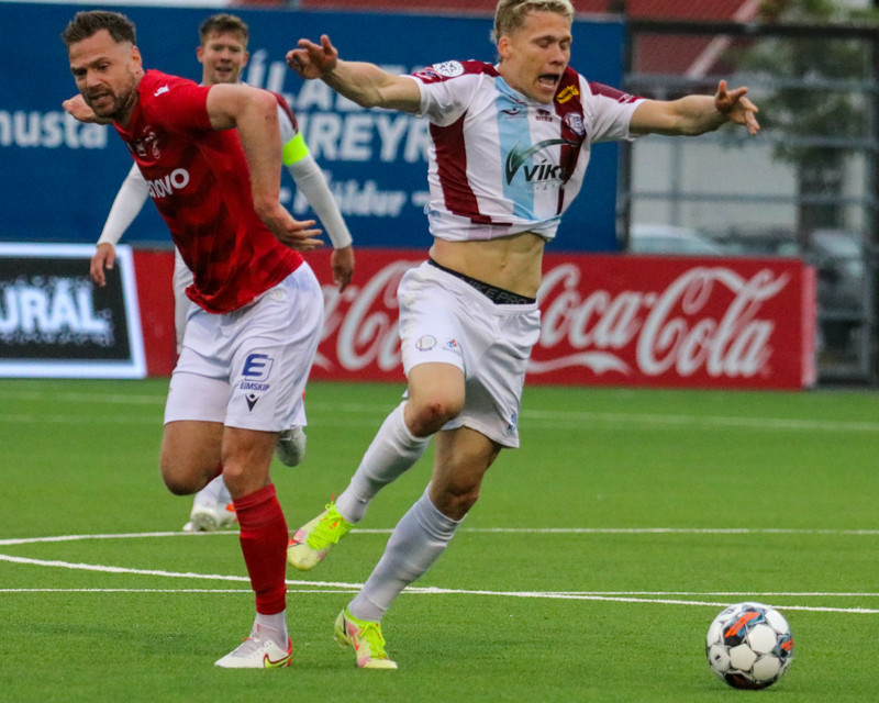 Myndaveisla: Valur vann Leikni í Bestu-deildinni