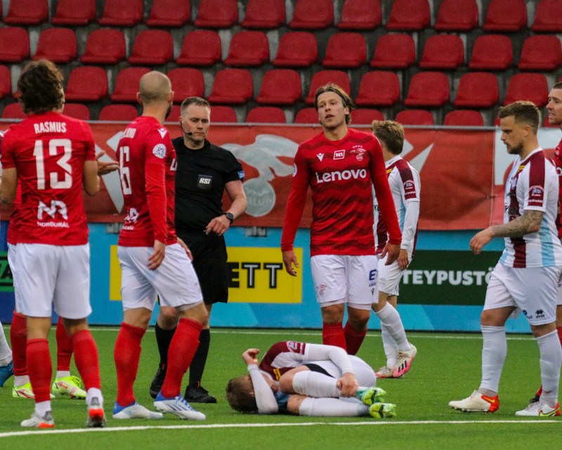 Myndaveisla: Valur vann Leikni í Bestu-deildinni