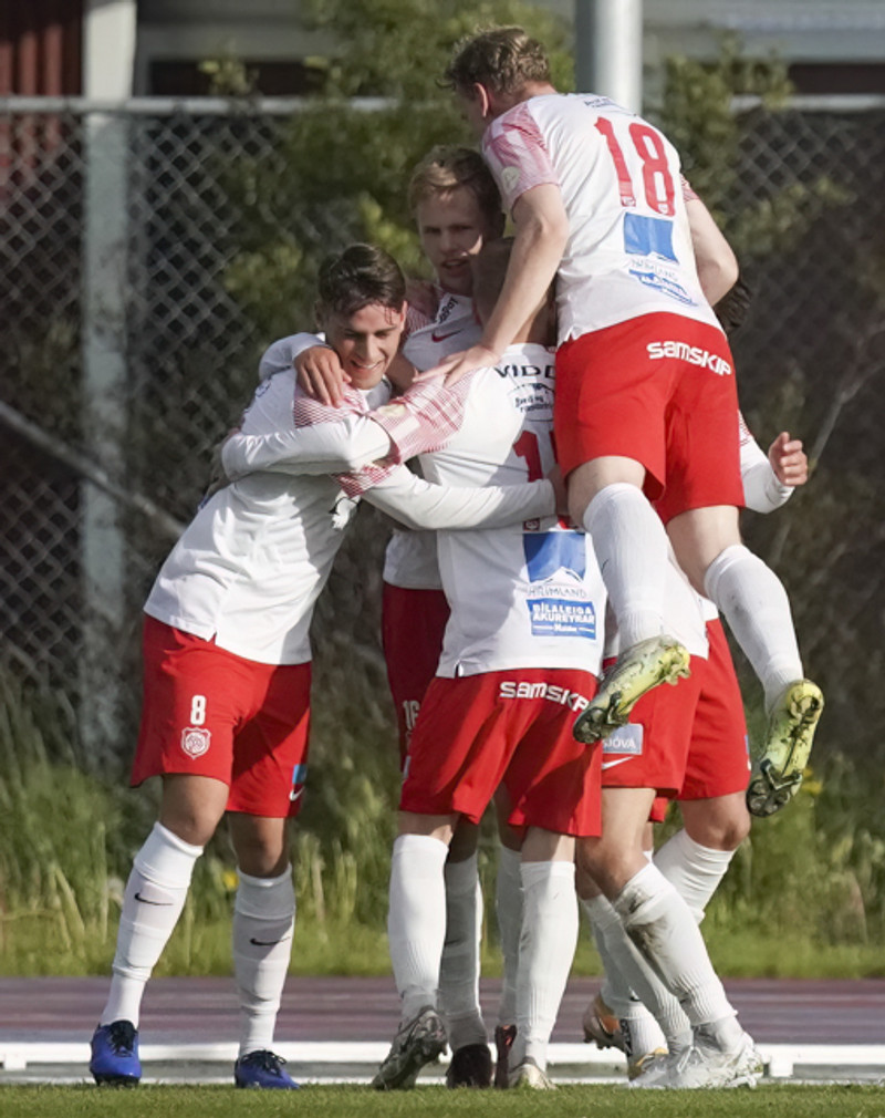 Myndaveisla: Þór burstaði Þrótt Vogum