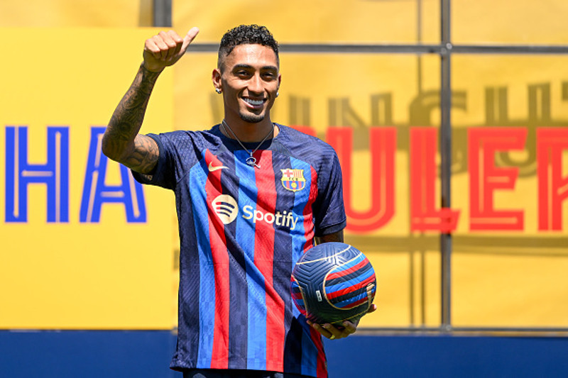 Spánn um helgina - Barca skilur óskráða leikmenn eftir heima